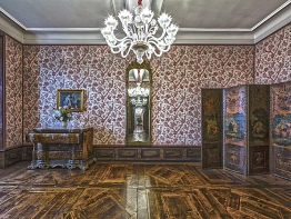 Ankleidezimmer im Barockschloss